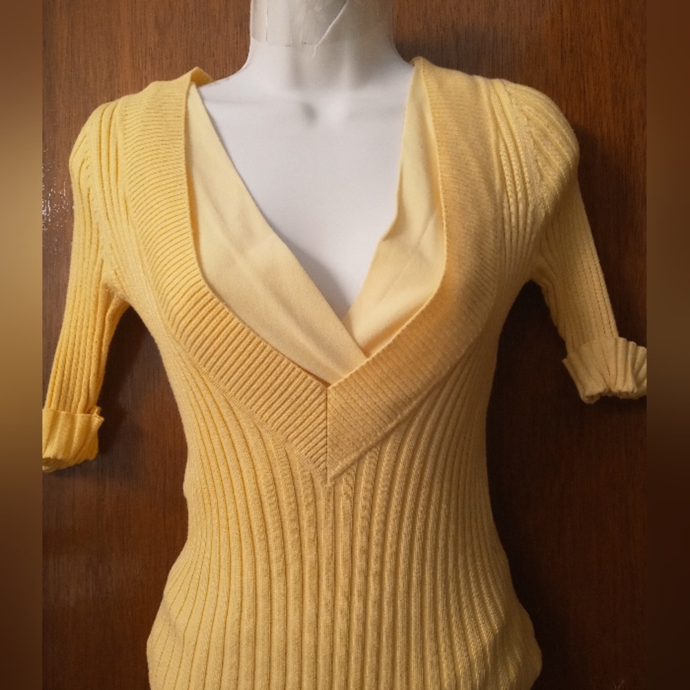 Heart & Crush Yellow Stretchy Sweater S